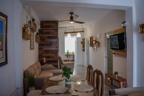 设施服务, VSS Rustic in Arecibo - Stylish & Relaxing Escape Near Beaches in 亚里西波