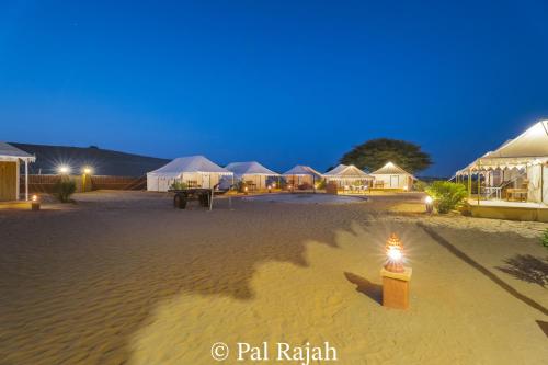 ทัศนียภาพ, ปาล ราชา รีสอร์ต (Pal Rajah Resort) in ฆูรี