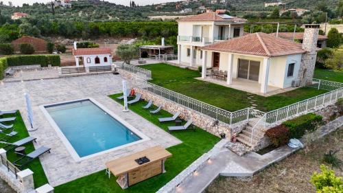 Peldbaseins, Villa Vakoufia in Pirgiotika (Argolis)