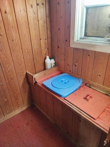 Vannas istaba, Bie huset in Stoylen