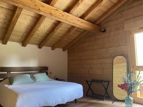 Chalet au cœur des bois in Larringes