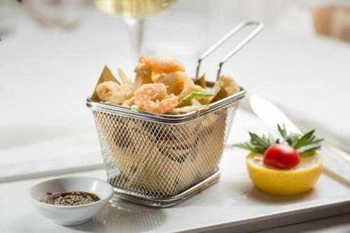 Hotel La Perla – Cupra Marittima, MO