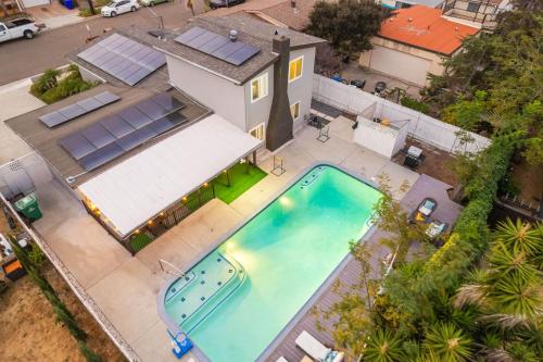 Swimming pool, Serene Sanctuary Pool, Hot Tub and Game Room in North Clairemont