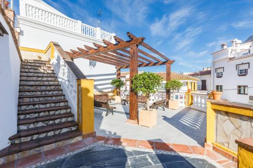 Casa Elodí, 3 beautiful apartments and 1 private studio in Sayalonga (Casa Elodi, 3 beautiful apartments and 1 private studio in Sayalonga) in Sayalonga