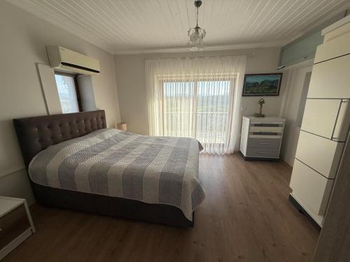 Kindya Stone House in Dort Tepe