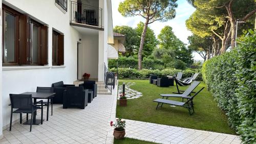 La Casa Bianca Rooms&Lounge