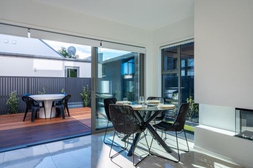 Seaside Luxe in St Clair in West Dunedin