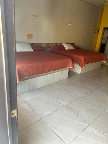 . Hotel Los Álvarez