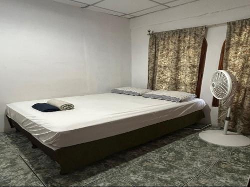 Casa Robles - Stay Near MGA Airport - image 4