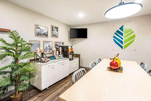 Előcsarnok, WoodSpring Suites Columbus West - Hilliard in Sweetwater