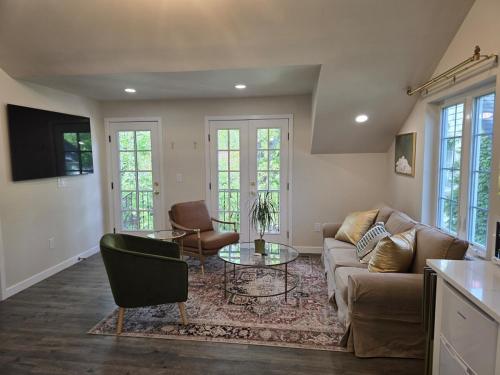 Luxury Living in the city in Lowry