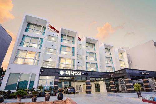 Bada 52 SPA Pension in Docheon-dong