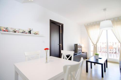Residencial Linnea Sol Mar Holidays - image 3