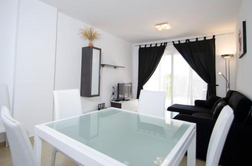 Residencial Linnea Sol Mar Holidays - image 10
