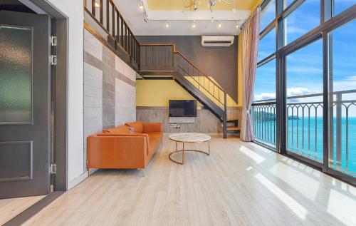 Yellow Submarin Spa Pension in Hwayang-myeon