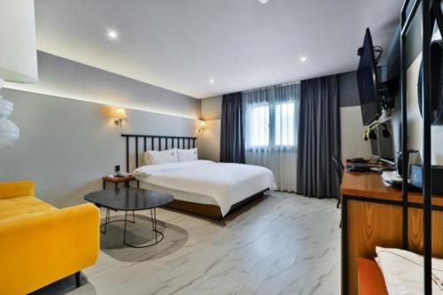 Ulsan Samsan Hotel Le Idea