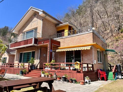 Gangneung Happy Pension in Okgye-myeon