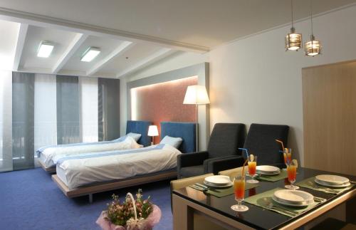 Yangji Pine Resort in Yongin-si City Suburbs