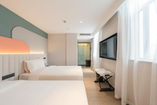 Jimu Twin Room room in Atour X Hotel Shanghai Jing'an Temple