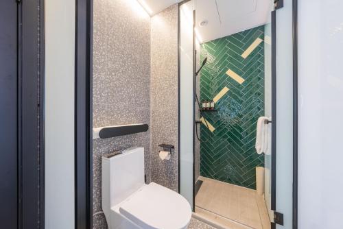 Superior Double Room image 7