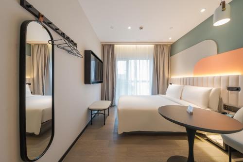 Superior Double Room image 1
