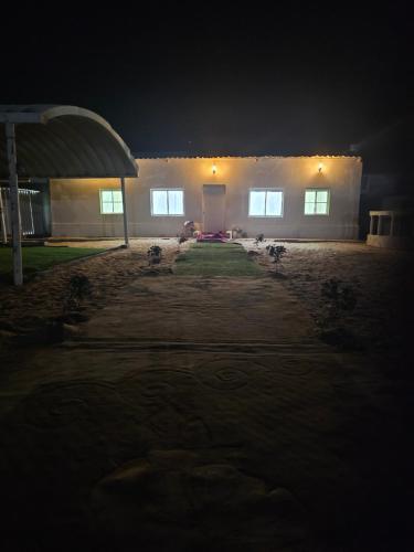 Alwafi Farm – khách sạn tại Bid' Hamamah