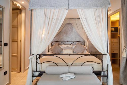 Apulia Hotel Baia Dei Faraglioni in 馬蒂納塔