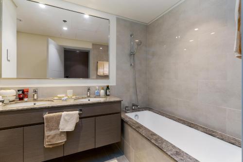 313 Downtown Luxury Living at it's Finest, Dubaj (fotografie 9)