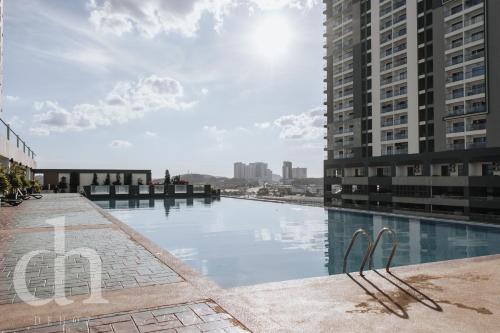 Zwembad, 46m² 1 slaapkamer, 1 privé badkamer Vrijstaande woning in Cheras (Landmark Residence 2 by Dehoz Suites) in Kajang