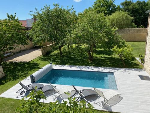 Gîte de charme avec piscine privée gîte à louer Bretonville