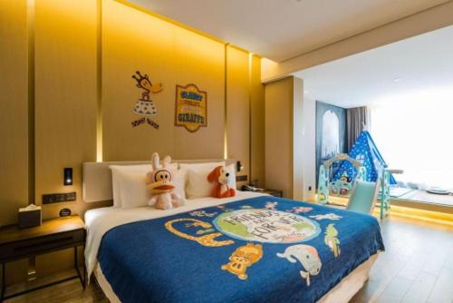 room detail thumbnail 0