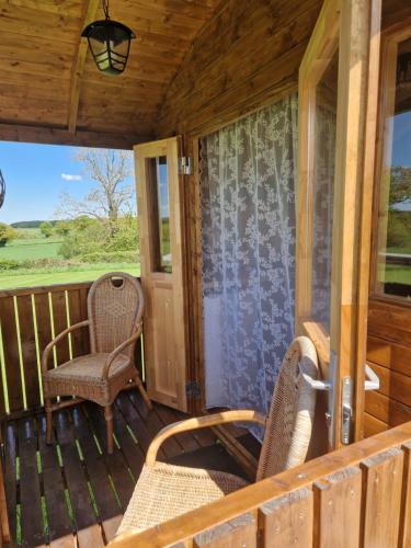 Roulotte La Maison Des Trois Grands in 尚邦胡埃茲河畔