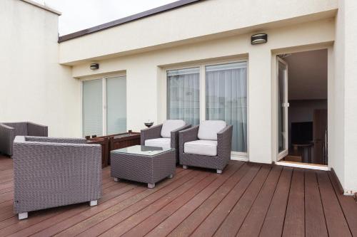 Roset Hotel & Residence - image 10