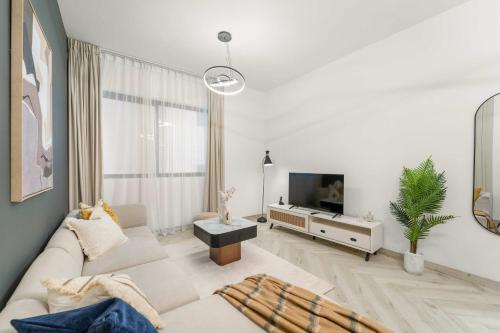 Silkhaus Premium 1BR Stay in Jumeirah Village, Дубай (фото 3)