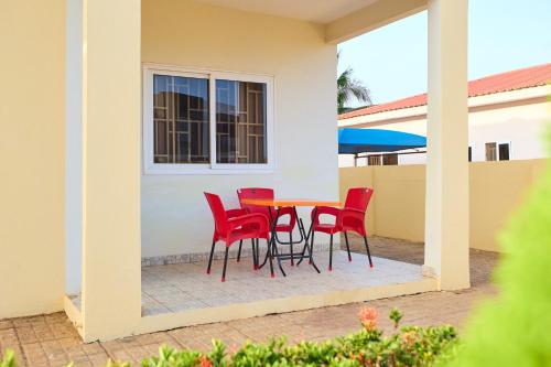 شرفة/ تراس, Groove Lodge in Tema