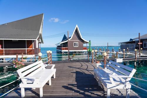 Starz Water Village in Pulau Bum Bum