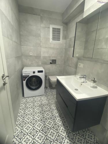 Suadiye Bostanci Luxury 2 Bedroom Apartment with Pool, Stambuł (zdjęcie 8)