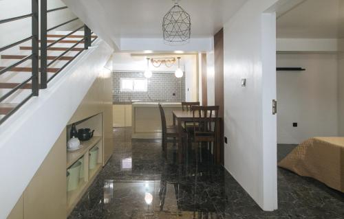 virtuve, ESerenty Private Villa Pangasinan by RedDoorz in Bugallon