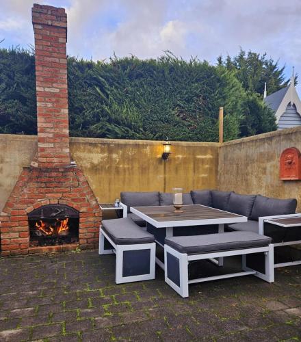 Chateau By The Bay in แบล๊คแมน เบย์