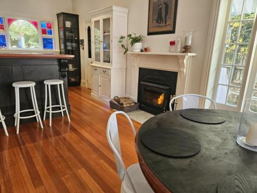 บริการและสิ่งอำนวยความสะดวก, Chateau By The Bay in แบล๊คแมน เบย์