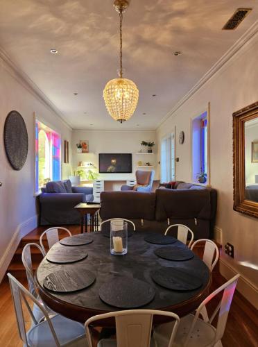 บริการและสิ่งอำนวยความสะดวก, Chateau By The Bay in แบล๊คแมน เบย์