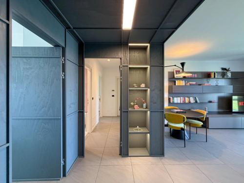 80m2, 7 piano, bilocale con 2 terrazze e 2 bagni, Milan (photo 6)