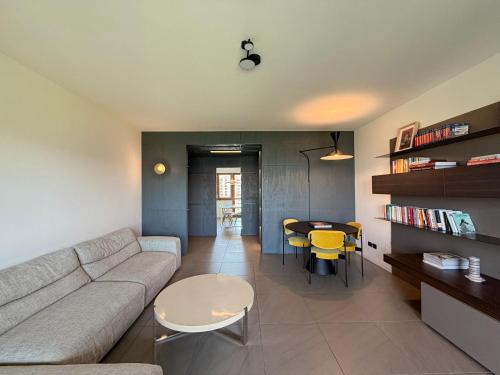 80m2, 7 piano, bilocale con 2 terrazze e 2 bagni, Milan (photo 10)