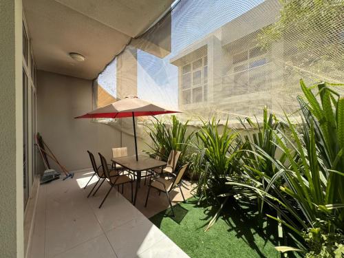 3 Bedroom Villa in Vardon Cluster Damac Hills 2 Peaceful Family Retreat By al sarya Holiday Homes, Dubai