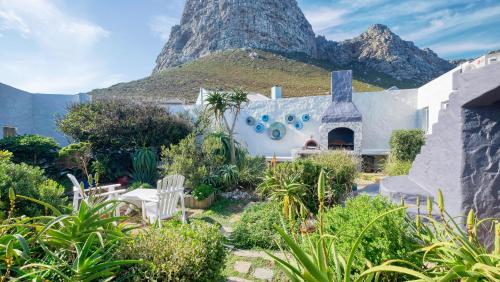 Klein-Hangklip Remote Mountain Studio Cottage in Rooiels