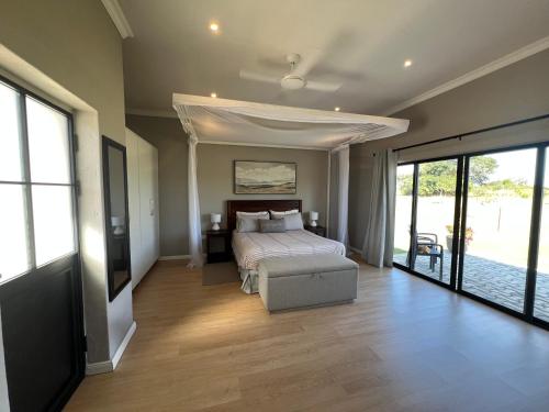 Sunset Field Guest Flat in นโตโวโลโล