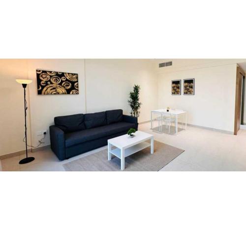 OYO HOME 1458 Premium 1bed Apartment In Jvc Be, Dubái (foto 8)