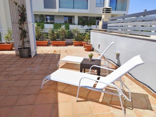 Adelos New Villa Elliniko Fresh 