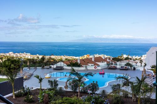 Costa Adeje Garden Aparthotel 1