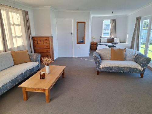 Oxford Retreat in Martinborough
